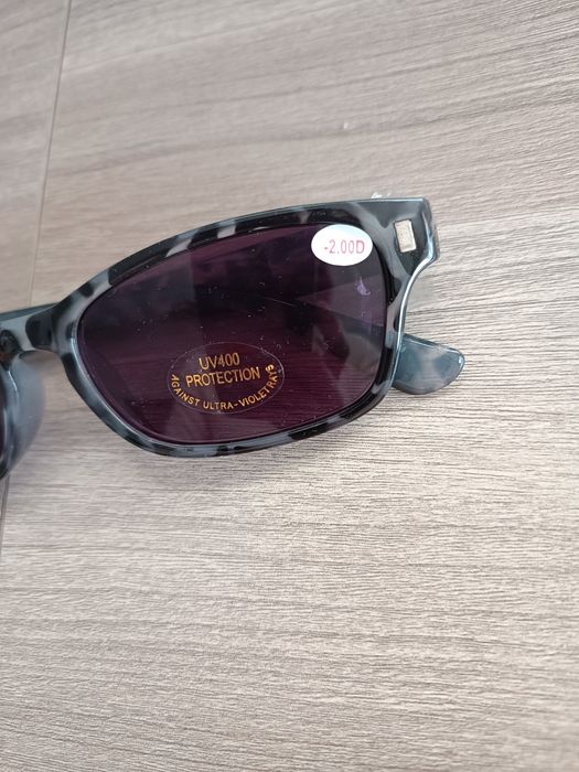 Ochelari de soare pentru citit + 2.00 dioptrii / Protecție UV400/