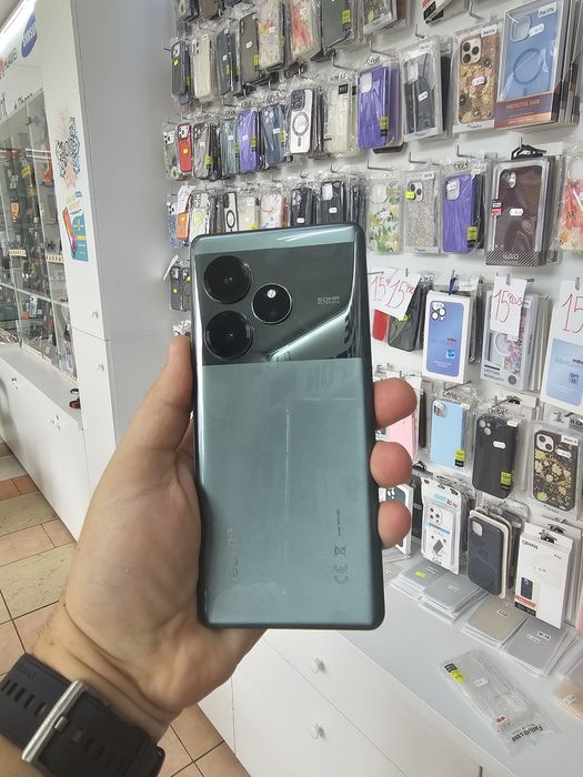 Realme GT6, 8/256 GB, Sigilat, Garanție