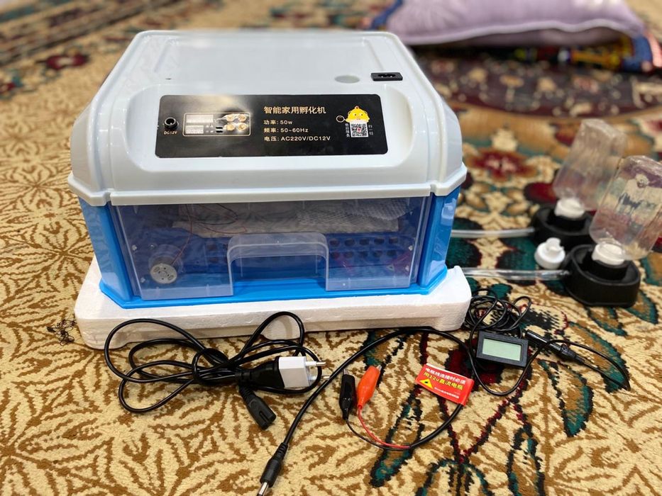 Инкубатор 16яйцаа