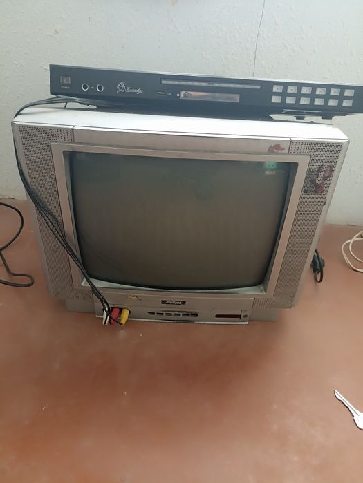 Televizor va vidiotexnika devedi sotiladi ishlashi alo darajada