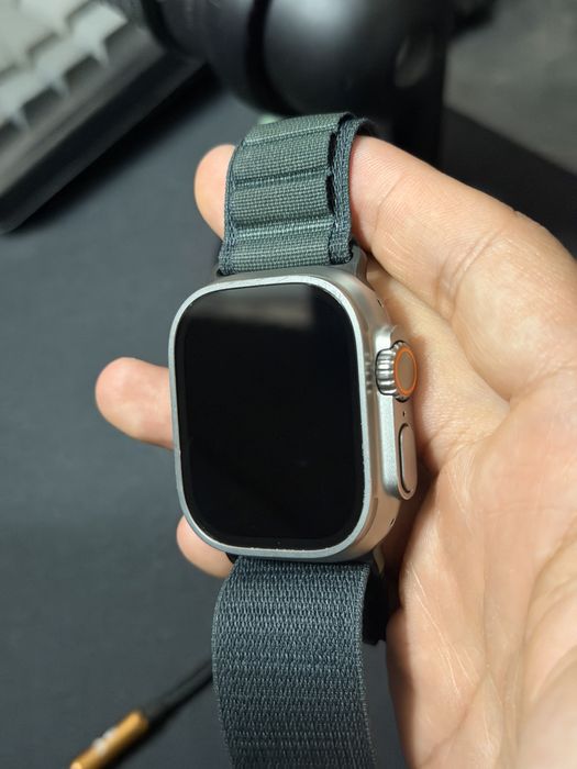 Apple Watch Ultra 49mm Natural Titanium