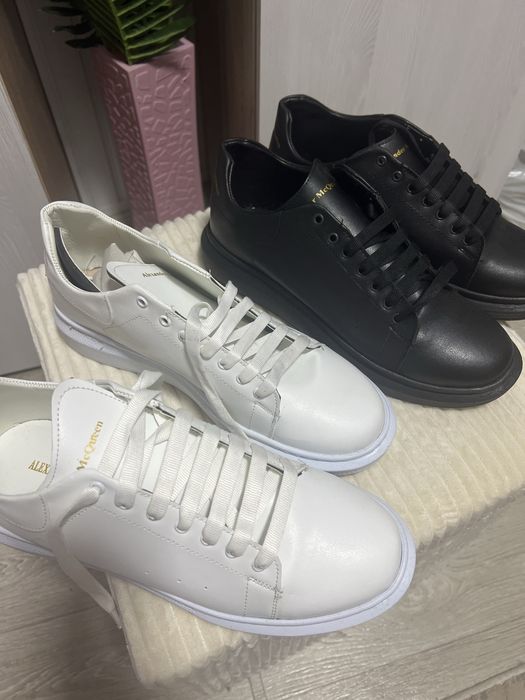 Pantof sport cascal alb si negru