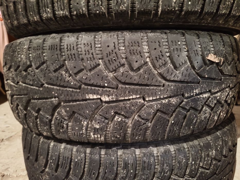 Зимни гуми за джип/SUV 18" 225/65 Nokian