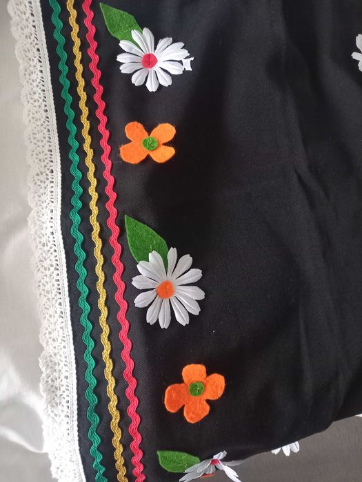 Народни носии за деца