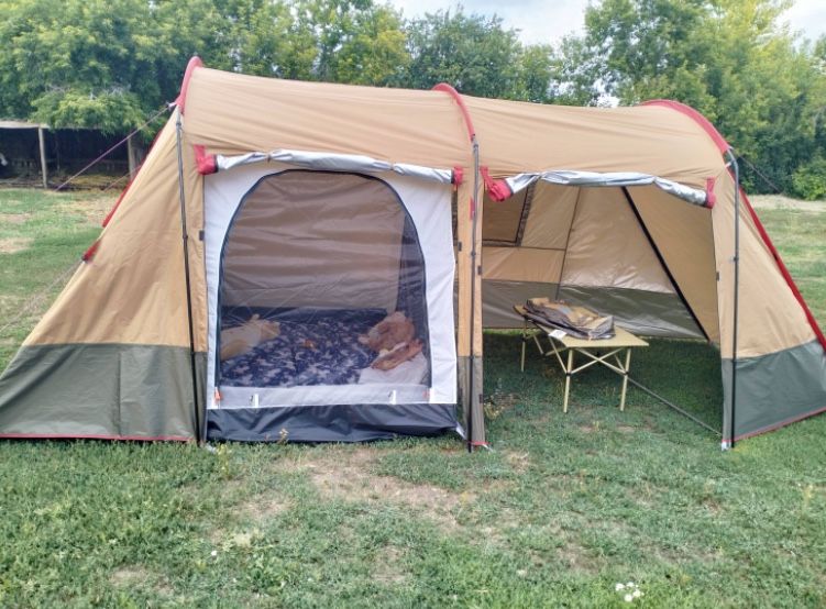 Палатка  4 местная (6 мест)