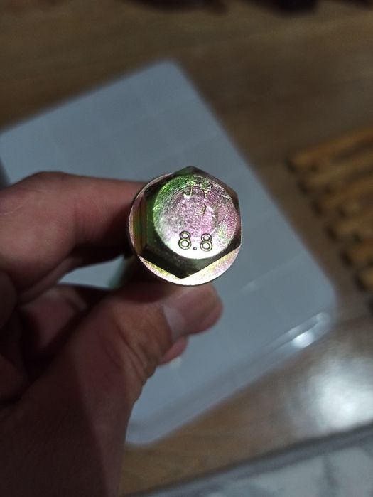 Продам анкерные болты