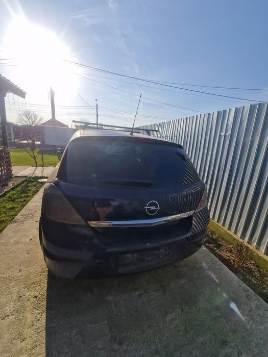 Vand opel pt dezmembrat