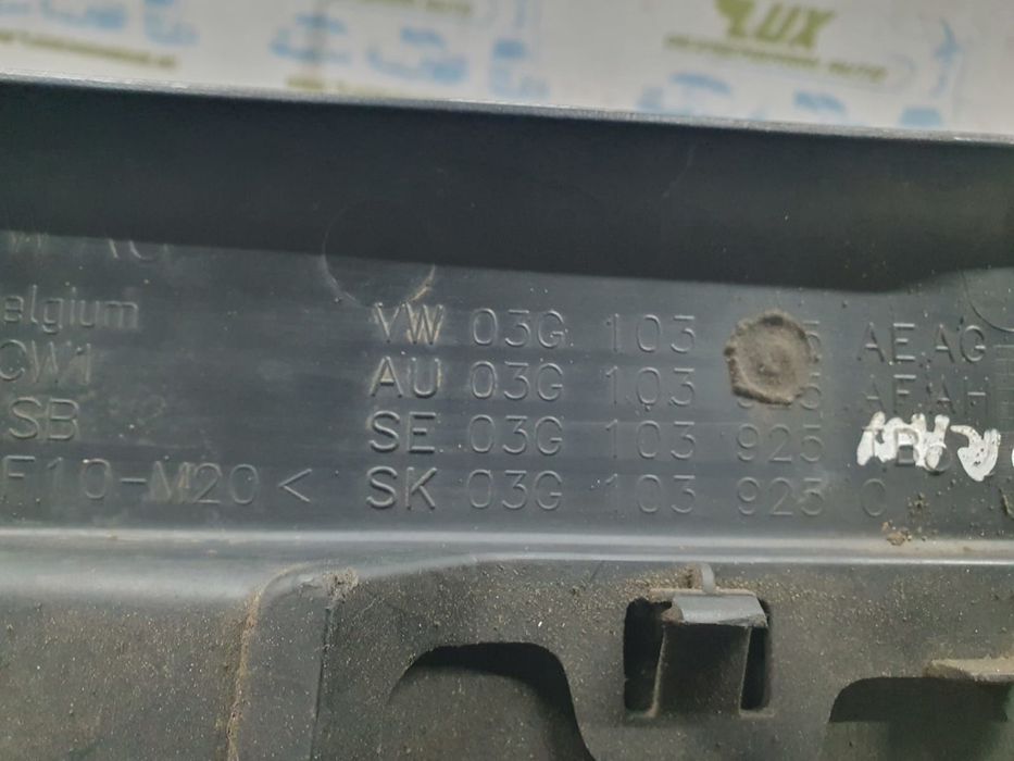 Capac motor 03g103925 Volkswagen Golf 5 (2003 - 2009) 1.4 tsi