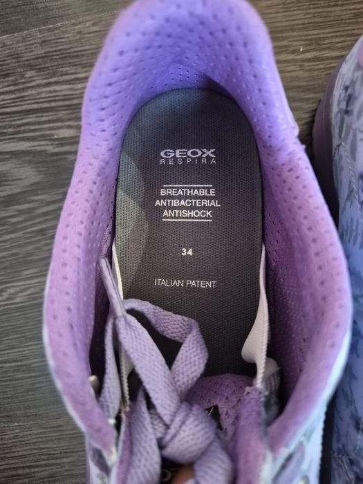 Детски маратонки Geox със светещи елементи(USB зареждане)-N°34