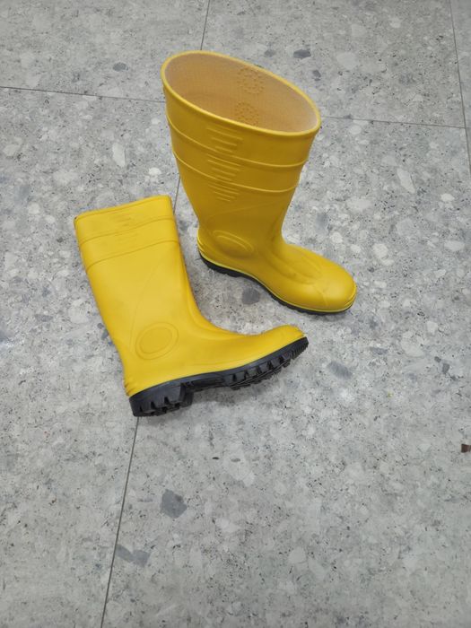 Cizme santier cu tabla si bombeu metalic nr 43