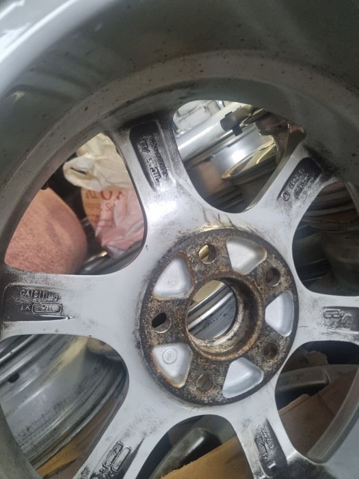 Jante R16 Aliaj 5x114.3 CMS 6.5J ET 50 Hyundai/Renault/Dacia/Mitsubishi/Honda Montaj inclus.