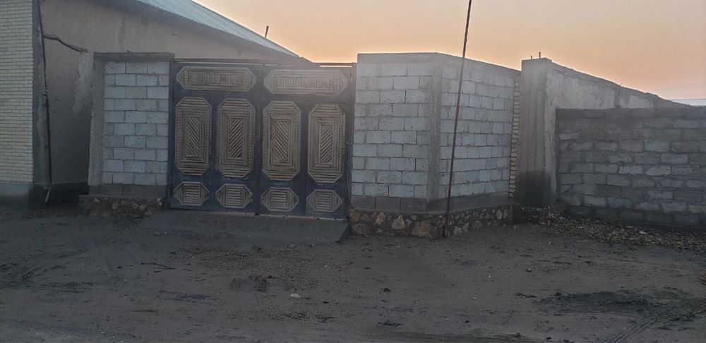 Уй сотилади 12сотик Бухоро вилоят,Когон туман,Янги-Хаёт посёлкасида жо