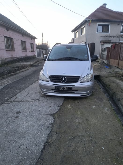Mercedes vito ,an fabricație 2005,7+1