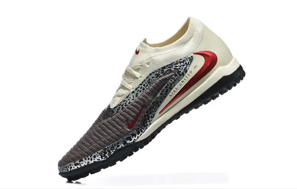 Nike Phantom