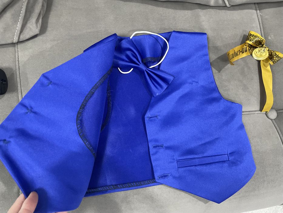 Продам жилет на мальчика