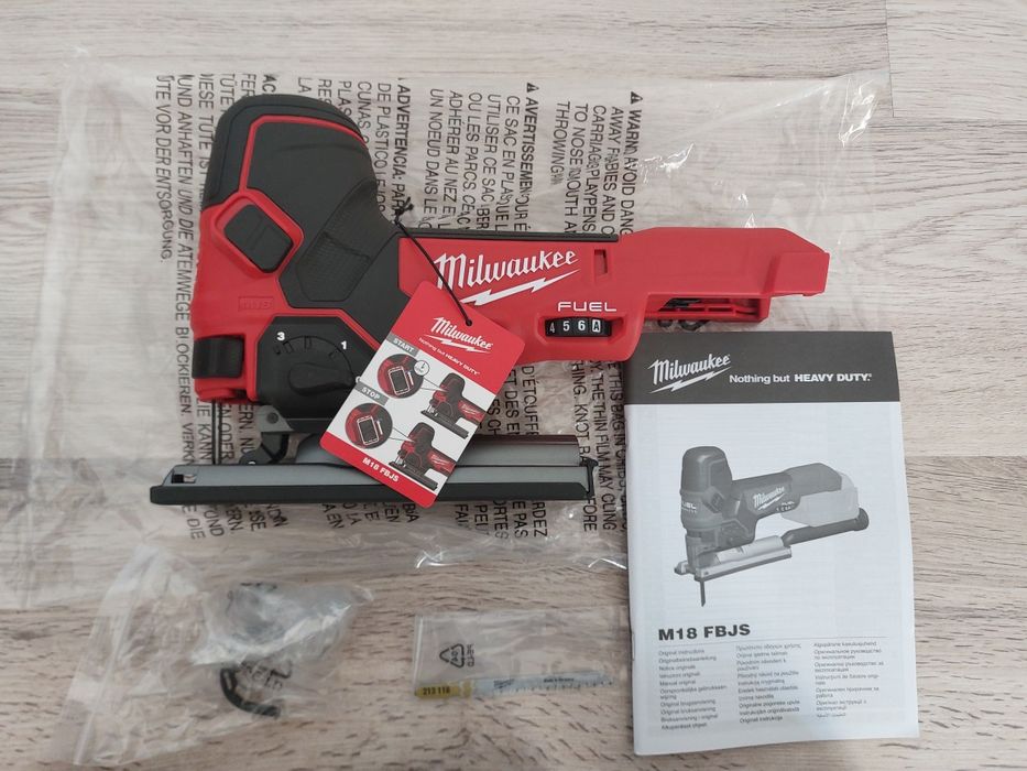 Fierastrau pendular milwaukee m18 FBJS, nou, turatie variabila