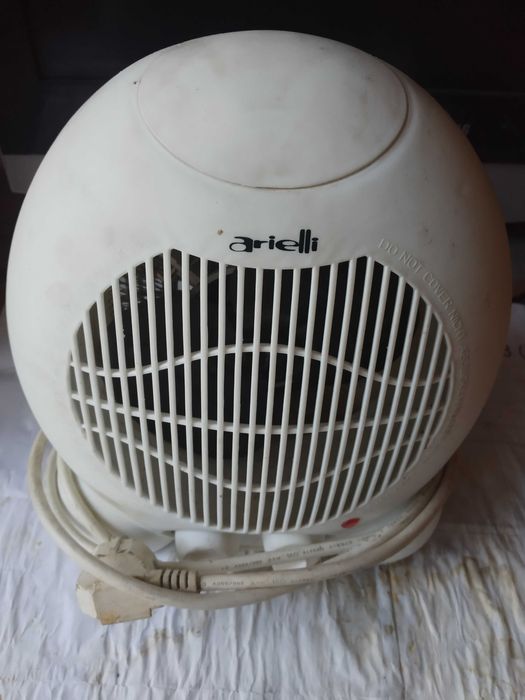 Електрическа вентиляторна печка Arielli F-202V-2000 W