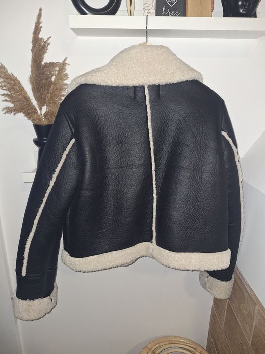 Яке stradivarius и връхна риза