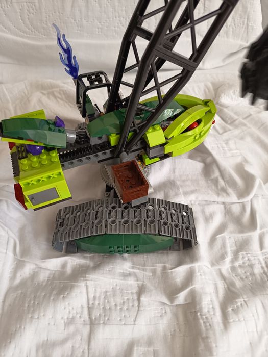 Lego ninjago 9457- Fangphyre wrecking ball