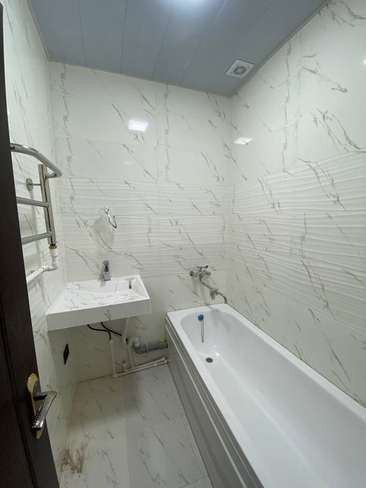 Продаётся дом    .