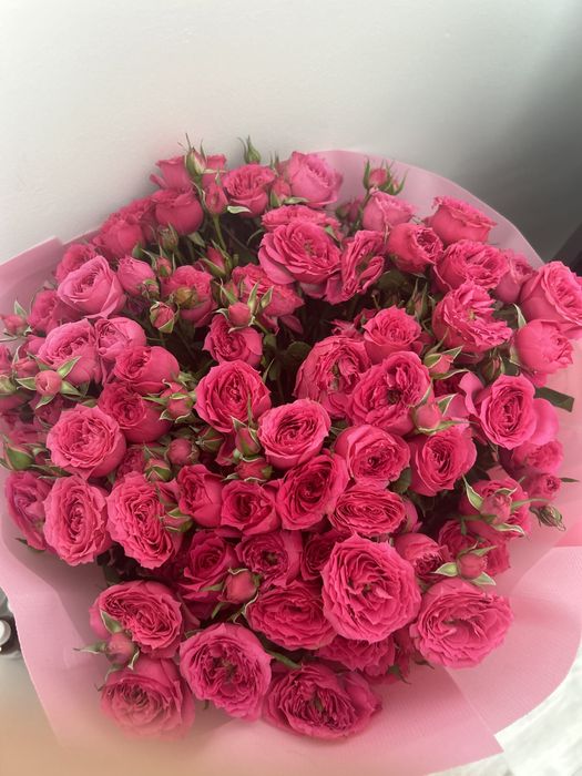 Цветы Кустовые розы 15 шт