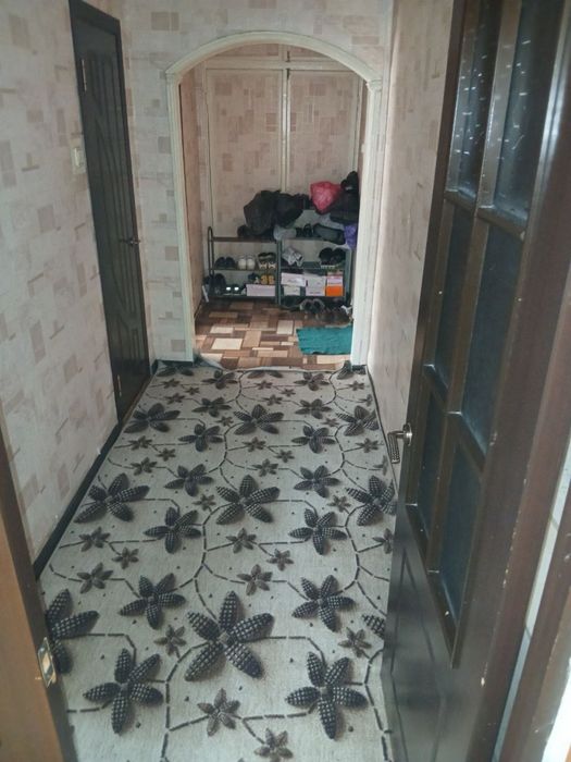 Продам квартиру сергели 2 2/4/5 61500&