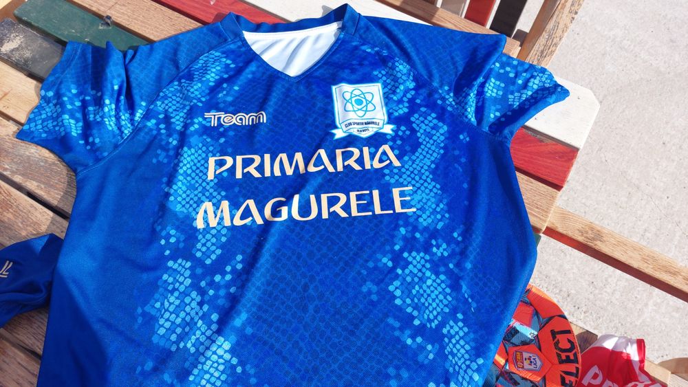 Echipament de joc, Fotbal