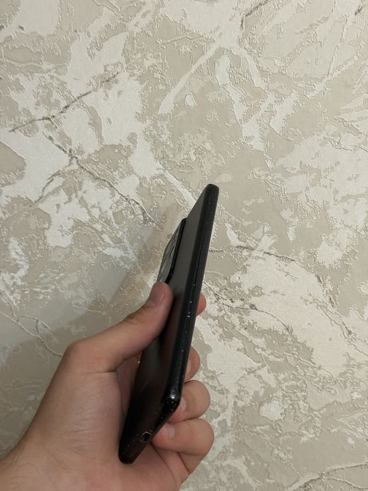 Продам Samsung S21 Ultra