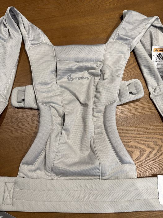 Ergobaby Embrace
