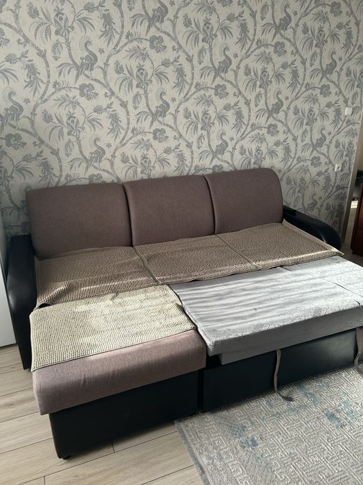 Продам диван в отличном состоянии