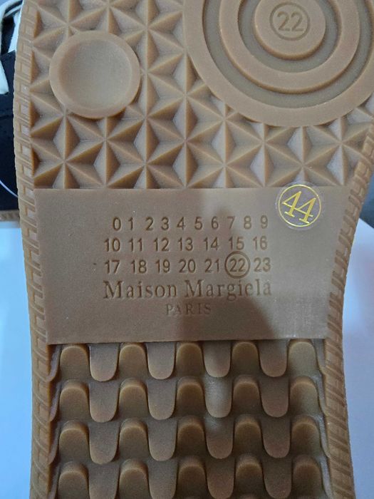 Maison Margiela painted gats