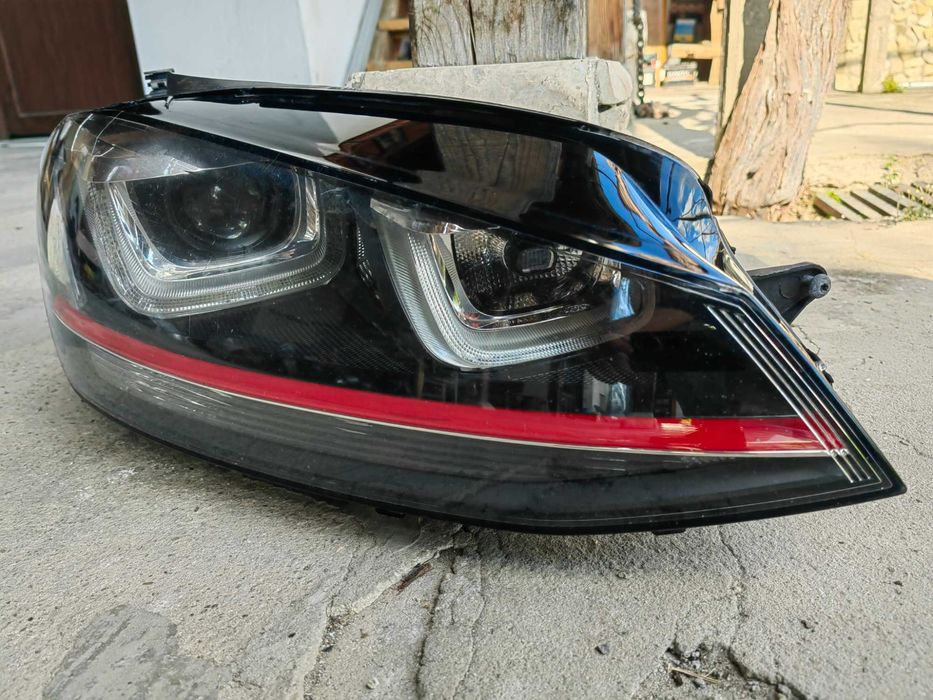 Фар VW Golf 7 Bi-Xenon LED десен / Фар Голф 7 / Фар Golf 7 GTI оригинален