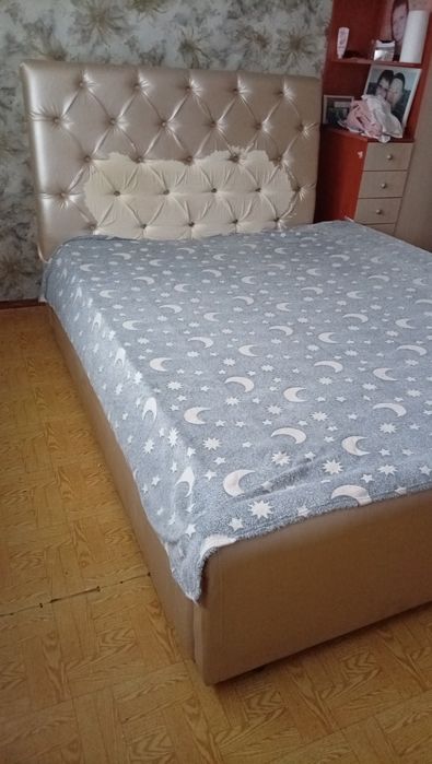 Продам кровать мягкую