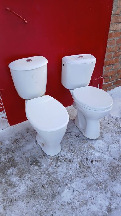 Б/у унитазы для стройки, бачки и крышки от бачков.