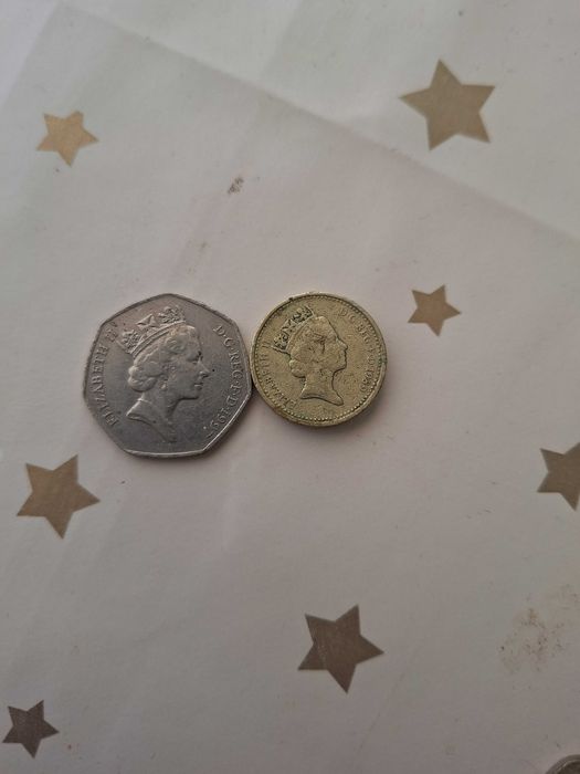 Стари монети продавам