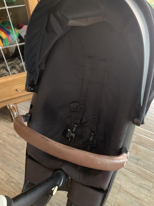 Vand carucior Stokke V6 black-limited edition