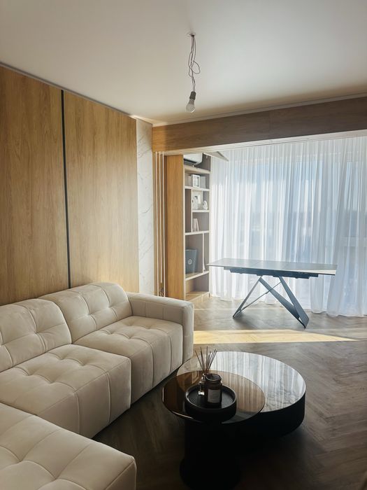 Vând apartament cu 3 camere în complex Apollo Residence