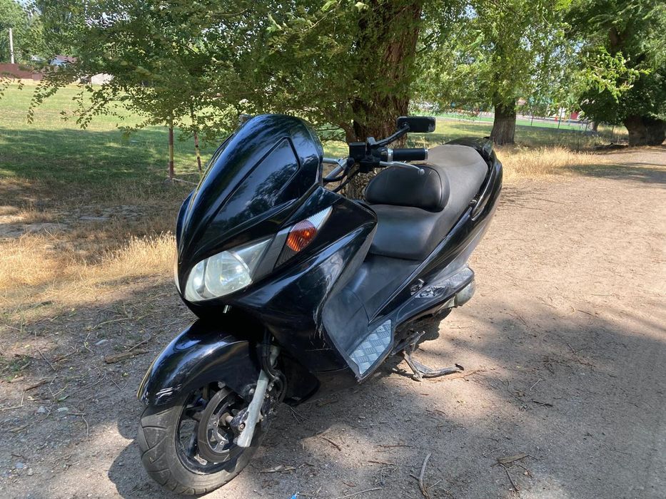 Продам  макси скутер