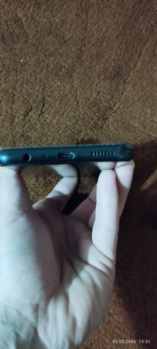 Продам телефон САМСУНГ A04