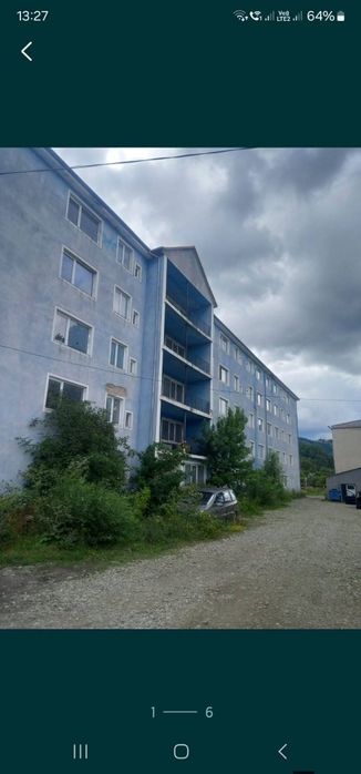 Bloc 40 apartamente.  Petroșani zona Dacia.