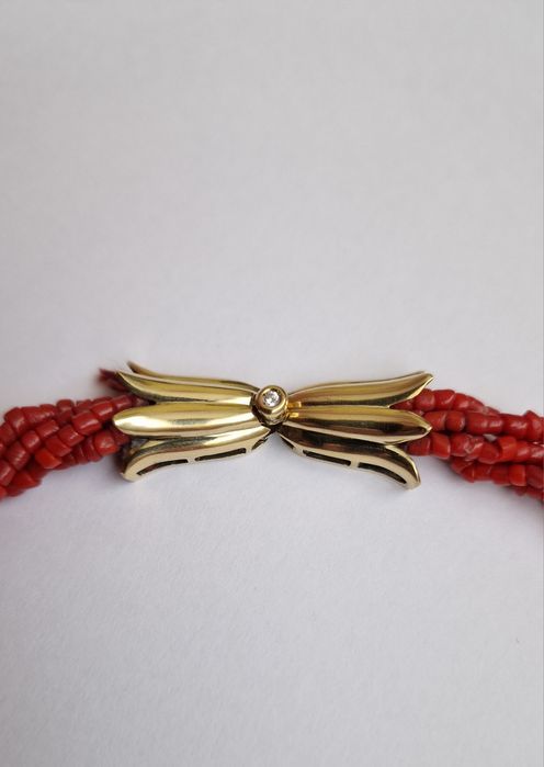 Colier din coral și aur 18K