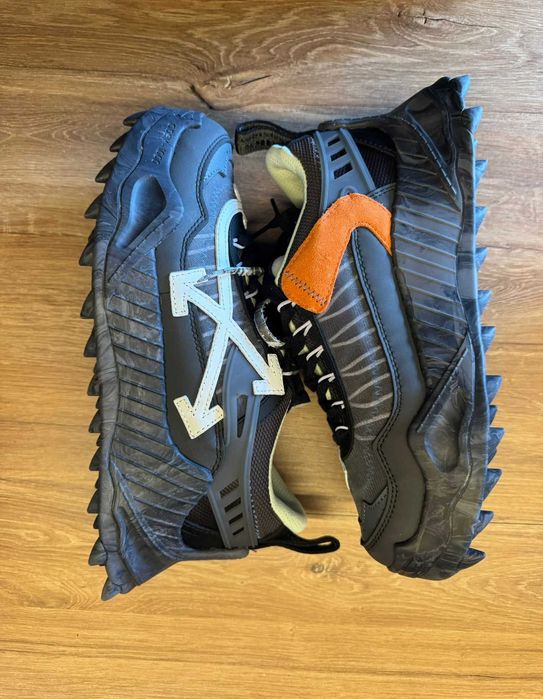 Off White Odsy-1000