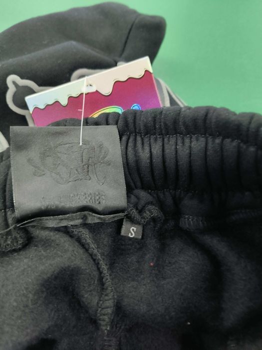 Vand Pantaloni Syna World!