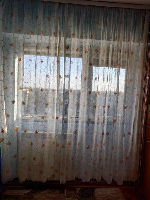 Perdea 2,30x3,60 m si 1,73x2,70 m