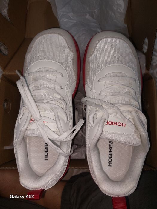 Кроссовки HOBIBEAR 39-40 размер новый