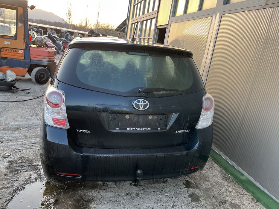 Toyota Verso 2.2 D4D 2012 г