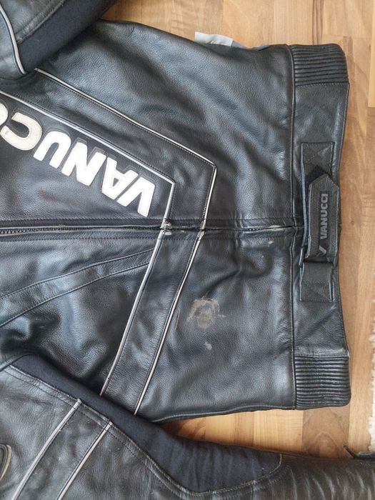 Geaca moto Vanucci,marime 48,piele naturala