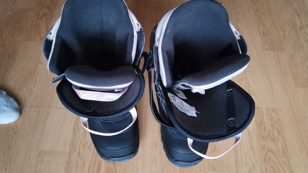 Placă Snowboard all mountain & freestyle Damă cu  legaturi si boots