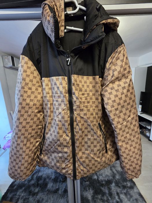 Geaca cu 2 fete,noua