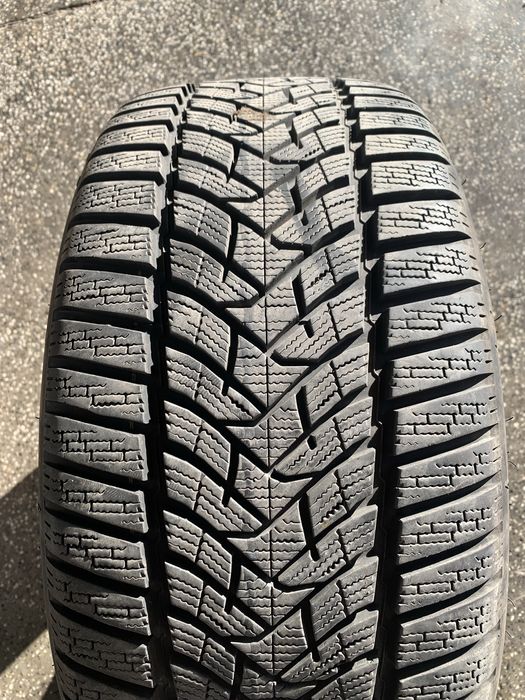 Зимни гуми 245/40/19